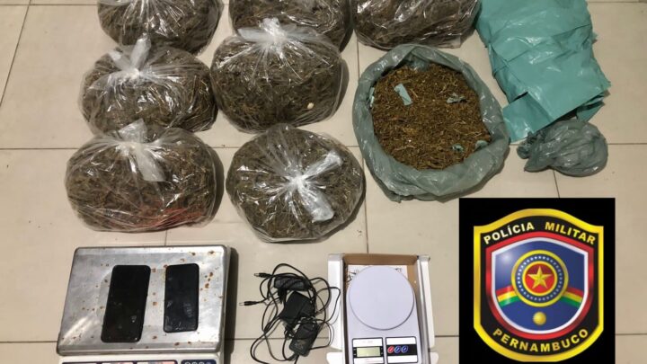 Mulher é presa com 8kg de maconha em Caruaru
