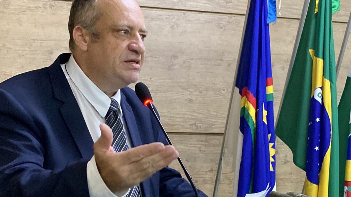 Jorge Quintino ganha por unanimidade, processo para deixar o PTB Jorge Quintino ganha por unanimidade, processo para deixar o PTB
