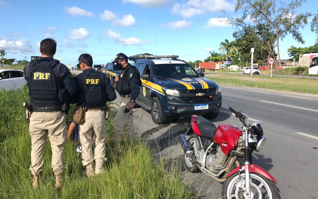 Flagrante de alcoolemia: Motociclista estava embriagado e tentou fugir da fiscalização