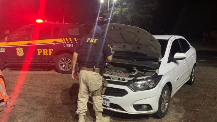 PRF recupera dois veículos roubados e objetos furtados em Pernambuco