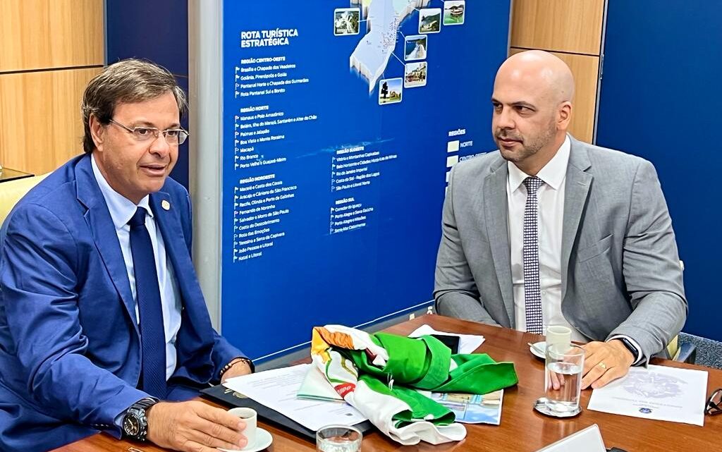 Anderson Correia se encontra com os ministros Ciro Nogueira e Gilson Machado em Brasília