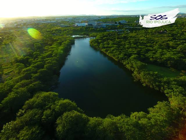 Grande encontro de preservadores e apoiadores da causa do Rio Ipojuca em Caruaru Grande encontro de preservadores e apoiadores da causa do Rio Ipojuca em Caruaru