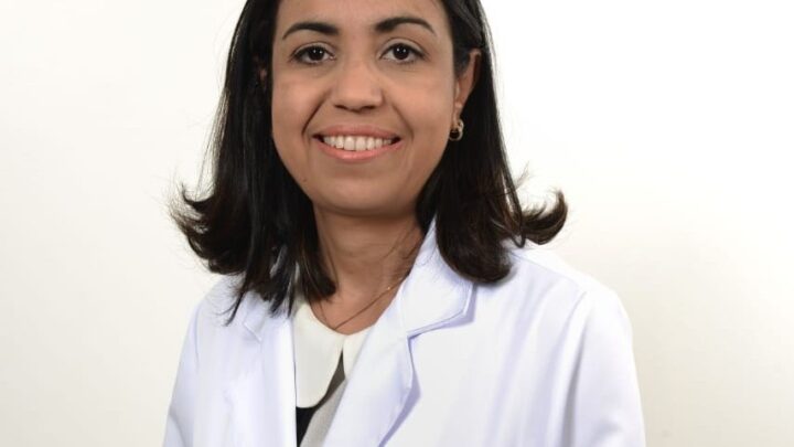 Ômicron gera alerta sobre sintomas “persistentes” e necessidade de vacinação infantil