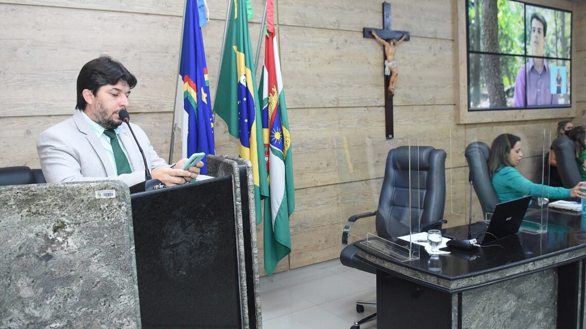 Fagner comemora resultado de audiência pública para discutir ações de prevenção a Esporotricose em Caruaru