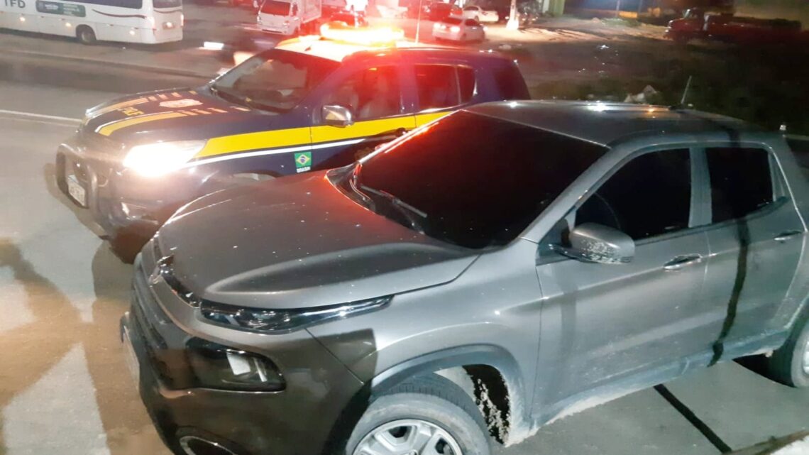 Caminhonete furtada em São Paulo é recuperada em São Caitano Caminhonete furtada em São Paulo é recuperada em São Caitano
