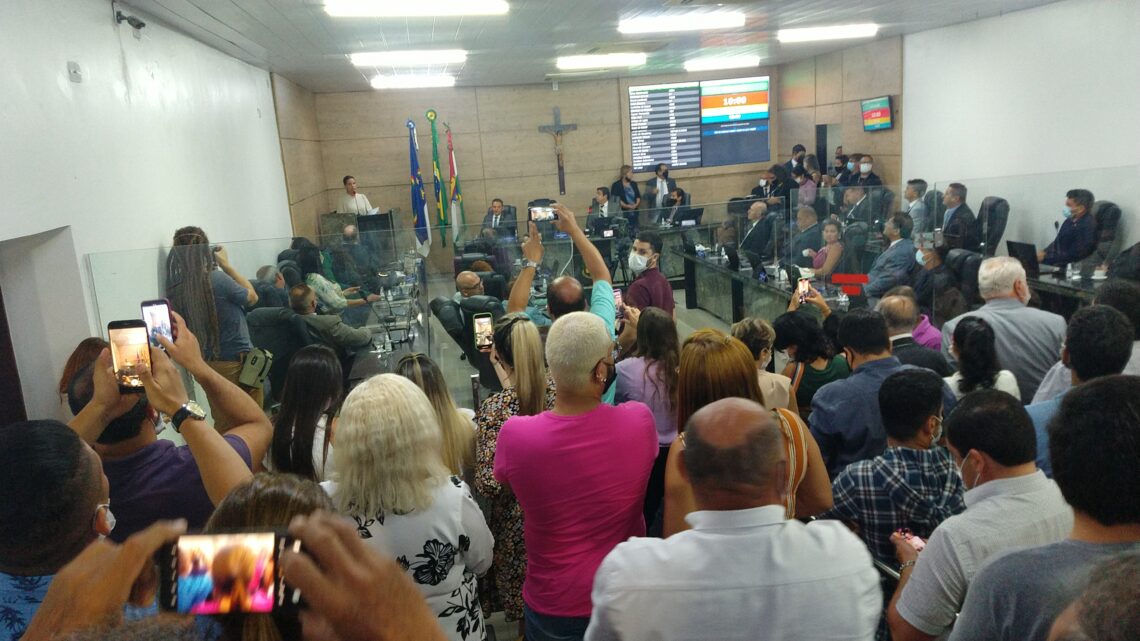 Raquel Lyra renuncia e Rodrigo Pinheiro assume a prefeitura de Caruaru