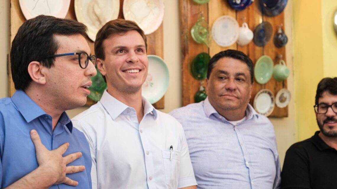 Em Caruaru, Miguel Coelho inicia nova etapa da pré-campanha para governador Em Caruaru, Miguel Coelho inicia nova etapa da pré-campanha para governador