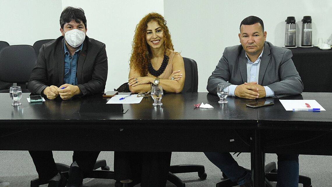 Fagner avalia como positivo o início de diálogo com prefeito de Caruaru