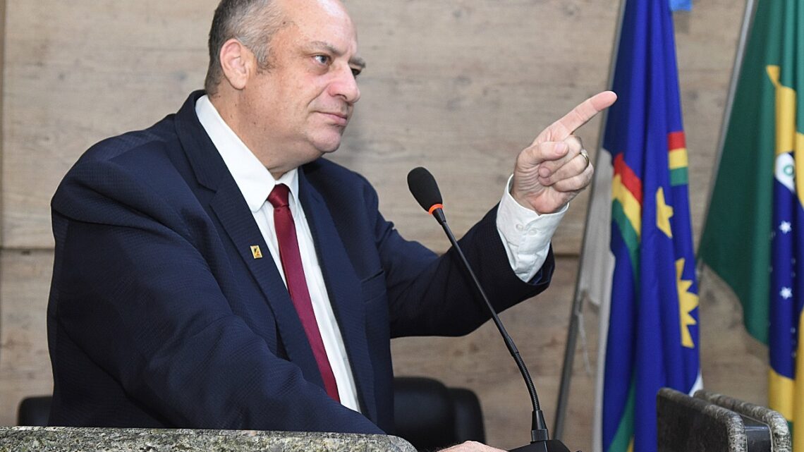 Vereador Jorge Quintino apresenta importante Indicação na reunião desta terça-feira (26) Vereador Jorge Quintino apresenta importante Indicação na reunião desta terça-feira (26)