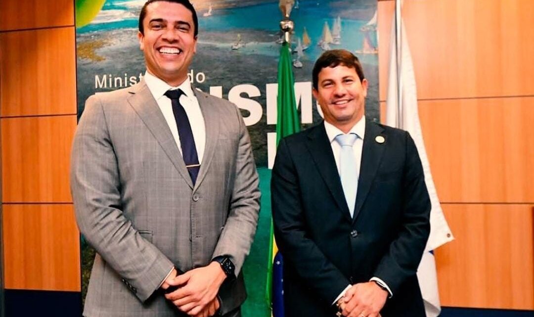Rodrigo Pinheiro busca recursos para Caruaru no ministério do turismo Rodrigo Pinheiro busca recursos para Caruaru no ministério do turismo