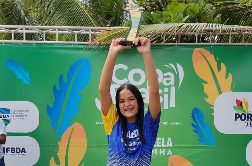 Atleta caruaruense Myrela Coutinho ganha medalha de ouro na Copa Brasil de natação Atleta caruaruense Myrela Coutinho ganha medalha de ouro na Copa Brasil de natação