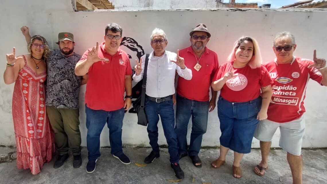 PT, PCdoB e PV se reúnem pela primeira vez em Caruaru enquanto Federação PT, PCdoB e PV se reúnem pela primeira vez em Caruaru enquanto Federação