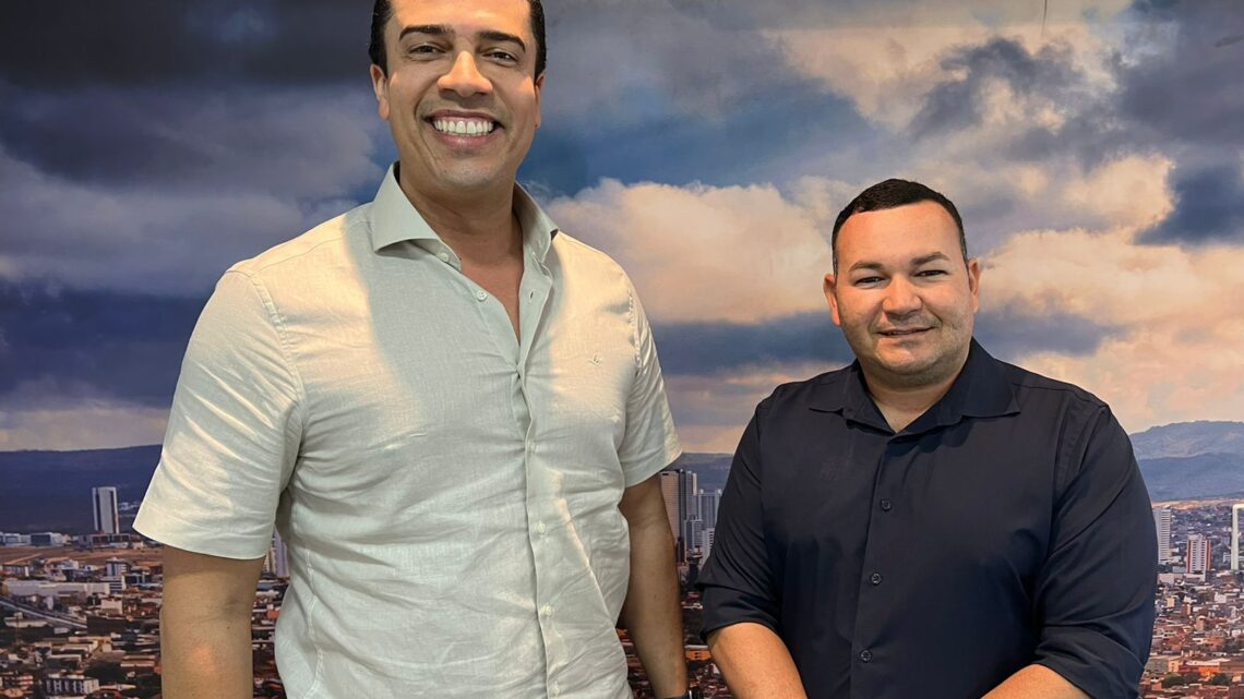 Vereador Cabo Cardoso comemora a doação de terreno para contrução de Colégio Militar em Caruaru