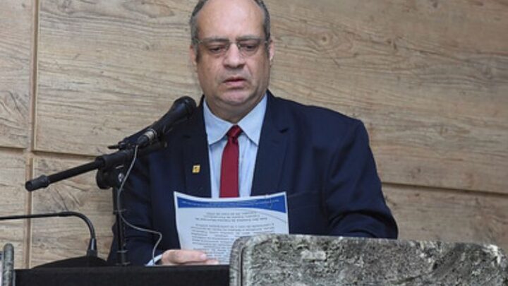 Vereador Jorge Quintino destaca o ordenamento das demandas educacionais na Sessão Legislativa