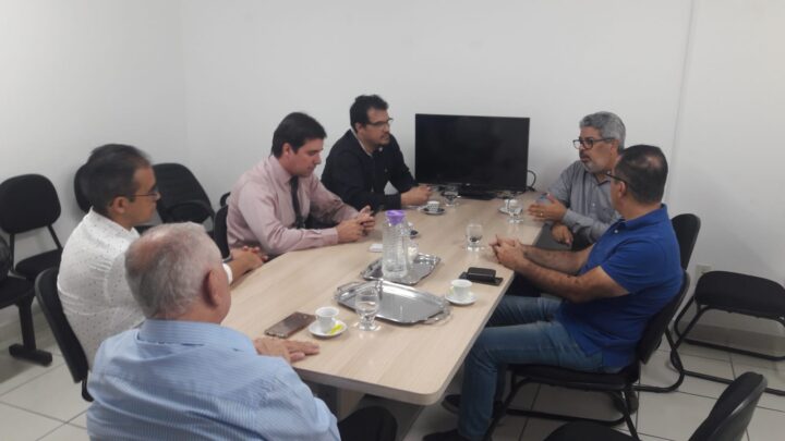 SOS Rio Ipojuca se reúne com presidente da Autarquia de Urbanização e Meio Ambiente
