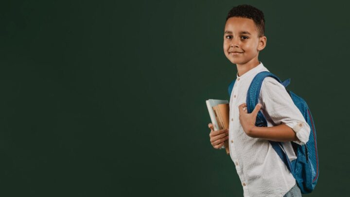 Transferência de estudantes deve ser feita com apresentação de histórico escolar