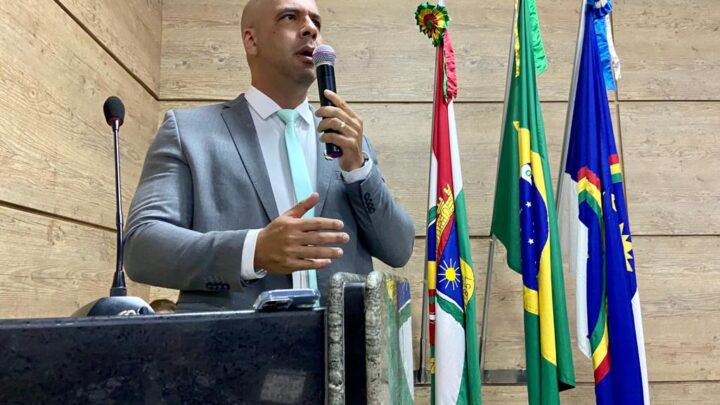 Anderson Correia pede melhorias na mobilidade do São João do Alto do Moura