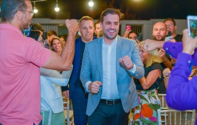 Pré-candidato à presidência, Pablo Marçal (PROS) desembarca em Caruaru neste domingo (26) Pré-candidato à presidência, Pablo Marçal (PROS) desembarca em Caruaru neste domingo (26)
