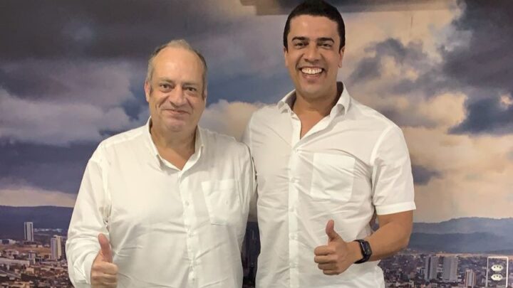 Jorge Quintino se reúne com Rodrigo Pinheiro para dialogar sobre avanços na educação de Caruaru