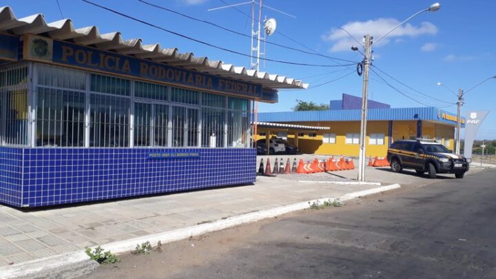 Após tentar fugir da PRF na BR 232 motociclista inabilitado responderá a TCO