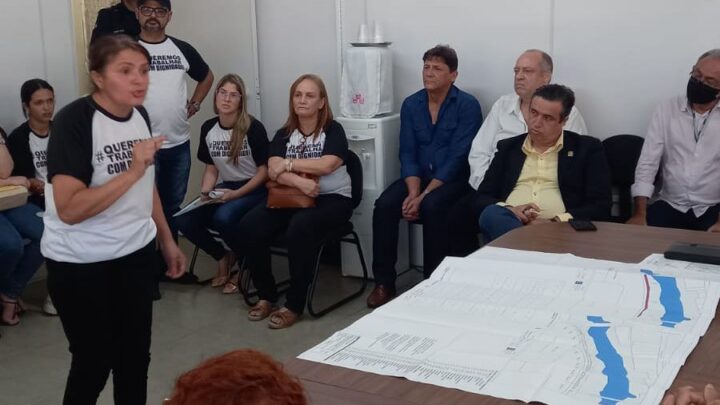 Vereador Jorge Quintino se reúne com feirantes para debater ações de melhorias