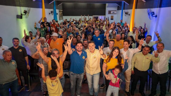 Tony Gel e Tonynho realizam primeiro encontro com apoiadores em Caruaru