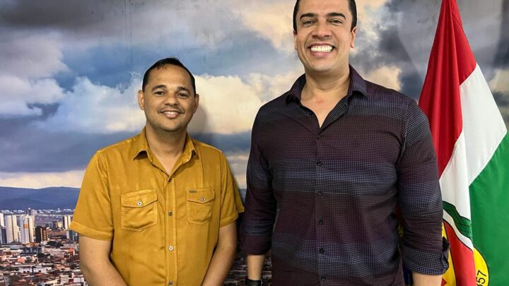 Vereador Irmão Ronaldo se reúne com prefeito e secretário para cobrar infraestrutura para o bairro Severino Afonso