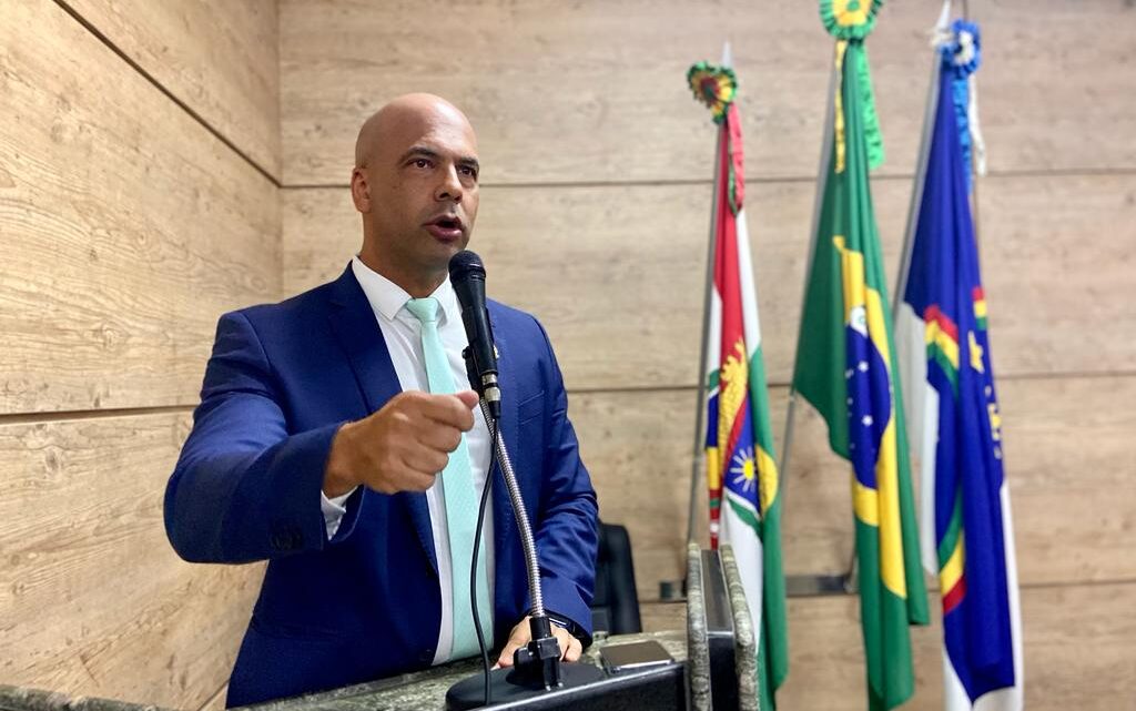 Anderson Correia pede criação de mais políticas públicas para pessoas com deficiência em Caruaru