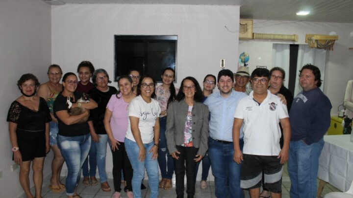 Protetores de animais de Agrestina se reúnem com Fagner Fernandes