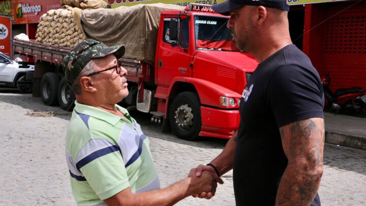 Anderson Correia visita Ceaca e ressalta valorização e incentivo ao crédito para comerciantes e agricultores