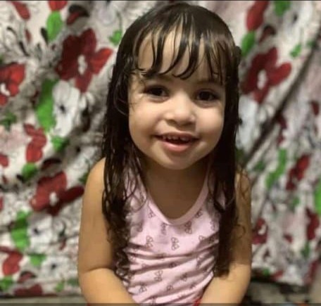 Criança de 3 anos morre afogada dentro de cisterna