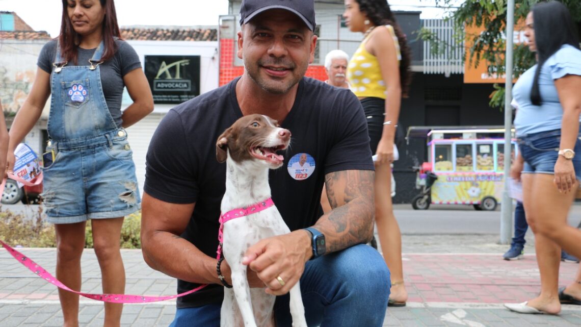 Anderson Correia assina carta-compromisso de órgãos nacionais de defesa animal