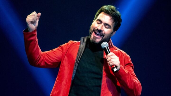 Ingressos para show beneficente de Padre Fábio de Melo estão quase esgotados