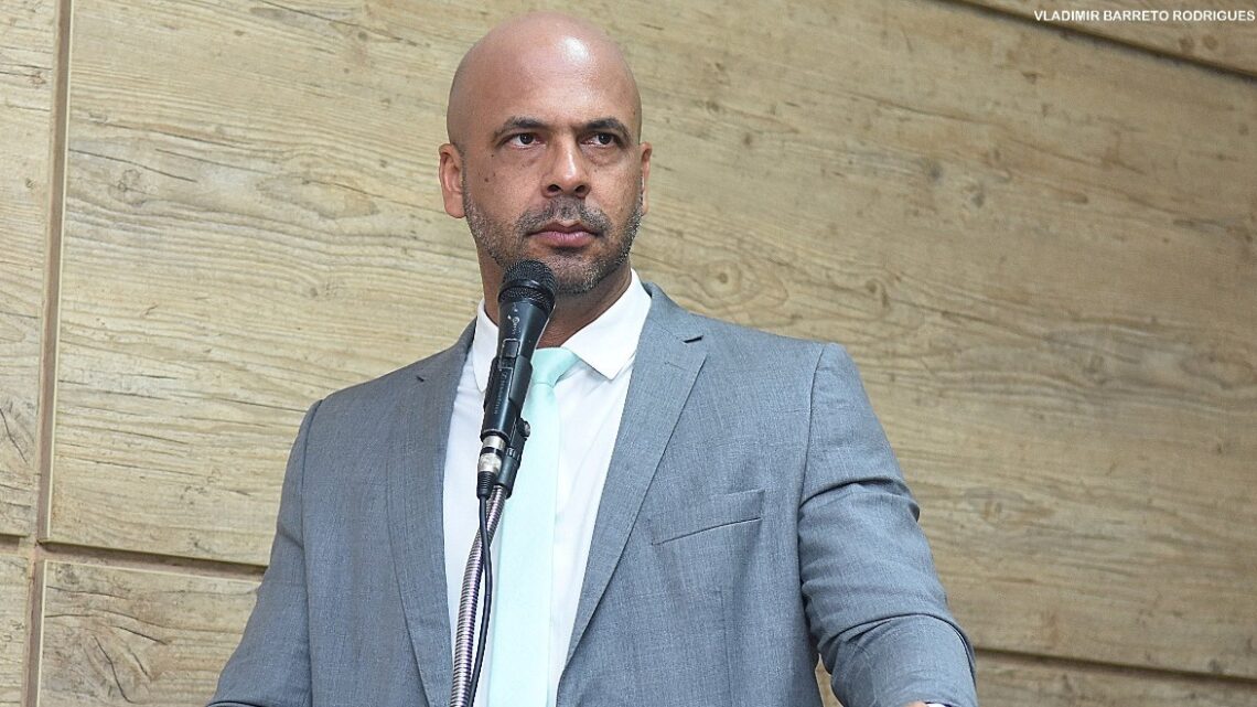Anderson Correia pede retorno das atividades de lazer aos domingos na Avenida Agamenon Magalhães Anderson Correia pede retorno das atividades de lazer aos domingos na Avenida Agamenon Magalhães