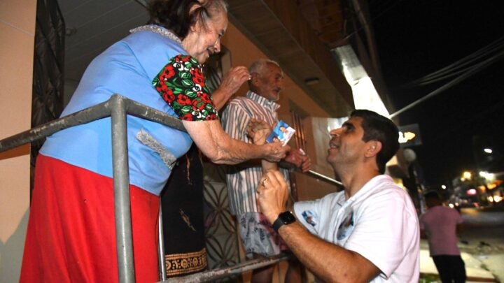 Lessa segue firme na campanha e realiza buzinaços nos bairros Rendeiras e José Liberato em Caruaru