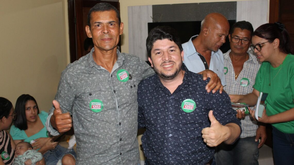 Fagner Fernandes participa de encontro com líder comunitário do Riachão Fagner Fernandes participa de encontro com líder comunitário do Riachão