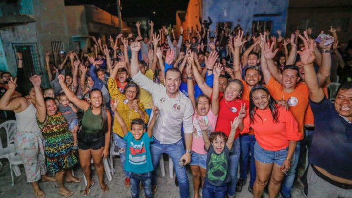 No maior bairro de Caruaru, Armandinho é recebido calorosamente e fala : “Serei o representante dos mais vulneráveis!”