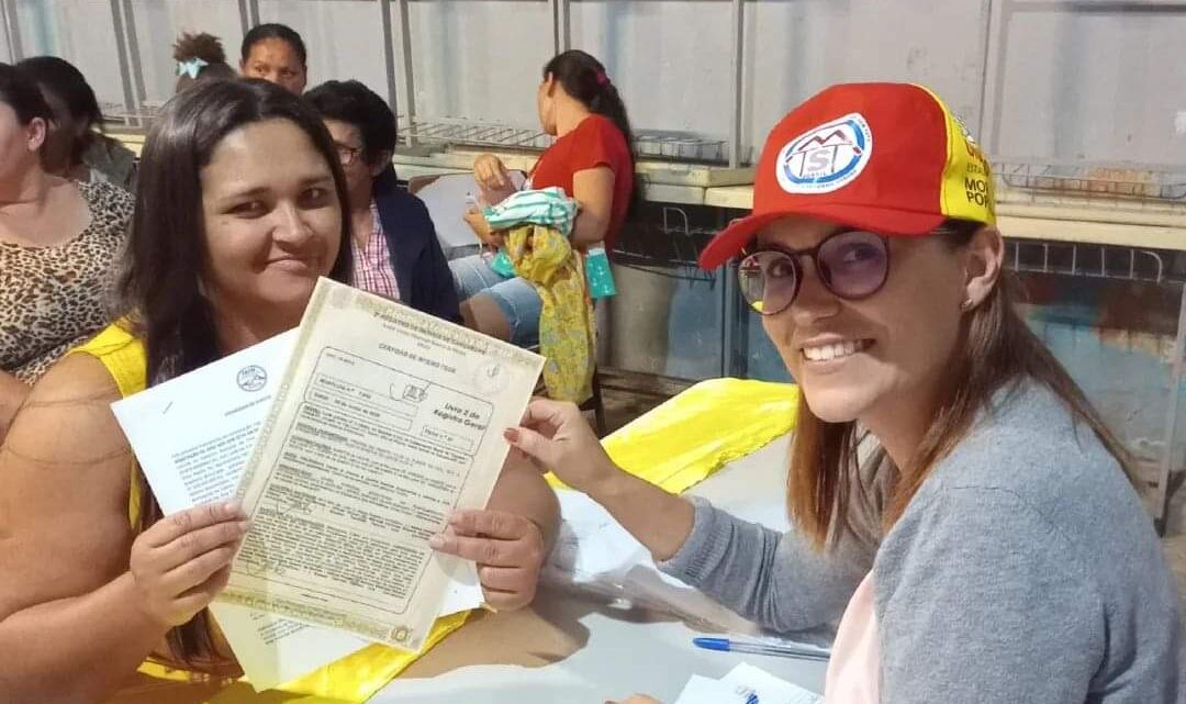 Famílias do MTST Caruaru são as primeiras no Brasil a receber documentação fundiária