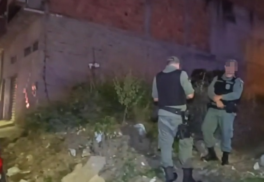Homicídio em Caruaru: vítima foi morta a tiros, nesta quinta-feira (15) Homicídio em Caruaru: vítima foi morta a tiros, nesta quinta-feira (15)