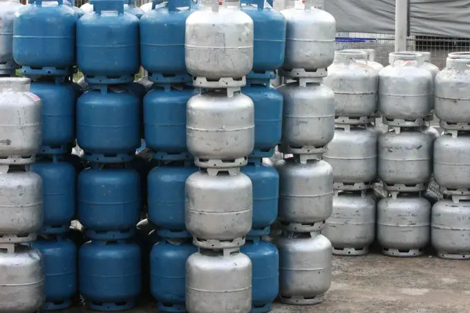 Petrobras reduz preços de venda de gás de cozinha para as distribuidoras Petrobras reduz preços de venda de gás de cozinha para as distribuidoras