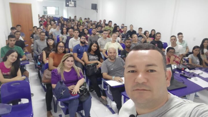 Vereador Cabo Cardoso segue dando oportunidades para os jovens de Caruaru se preparar para concursos públicos