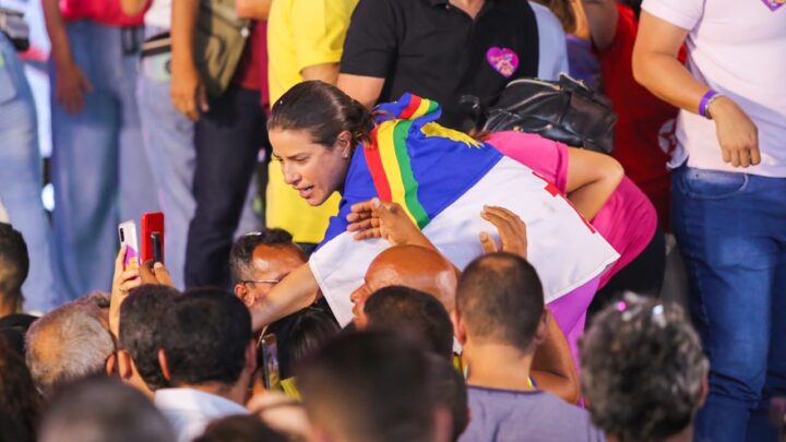 Raquel Lyra já tem apoio de 110 prefeitos e 42 deputados