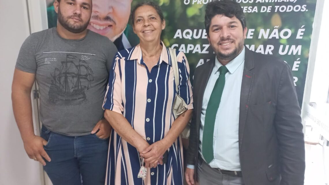 Fagner Fernandes recebe protetor para discutir regularização de ONG Fagner Fernandes recebe protetor para discutir regularização de ONG