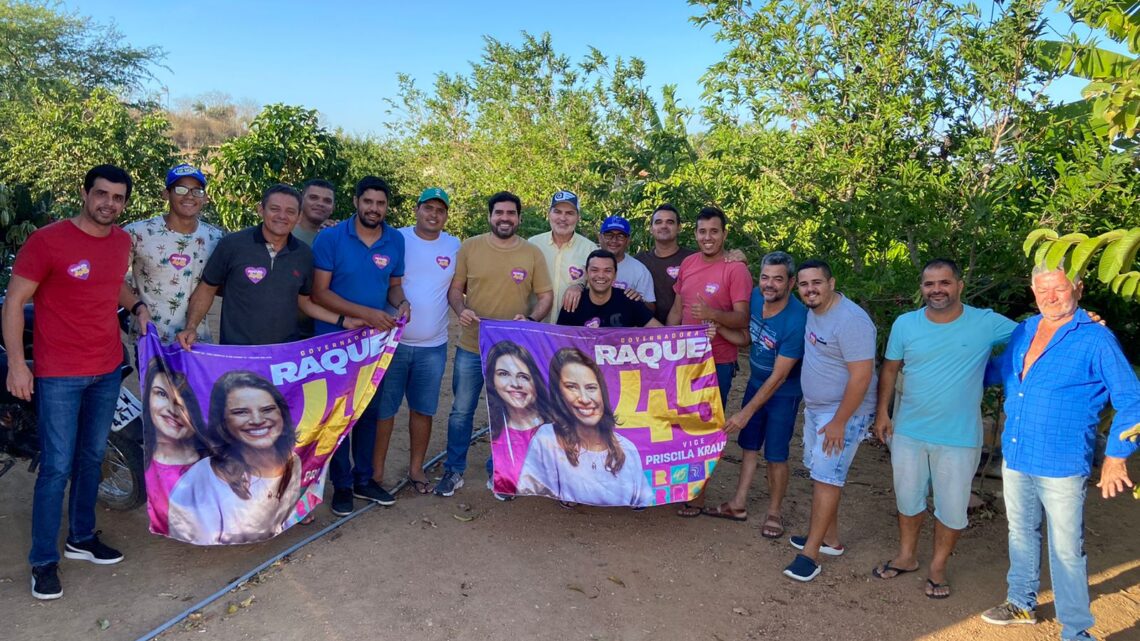 Tony Gel e Tonynho Rodrigues pedem votos para Raquel na zona rural de Caruaru Tony Gel e Tonynho Rodrigues pedem votos para Raquel na zona rural de Caruaru