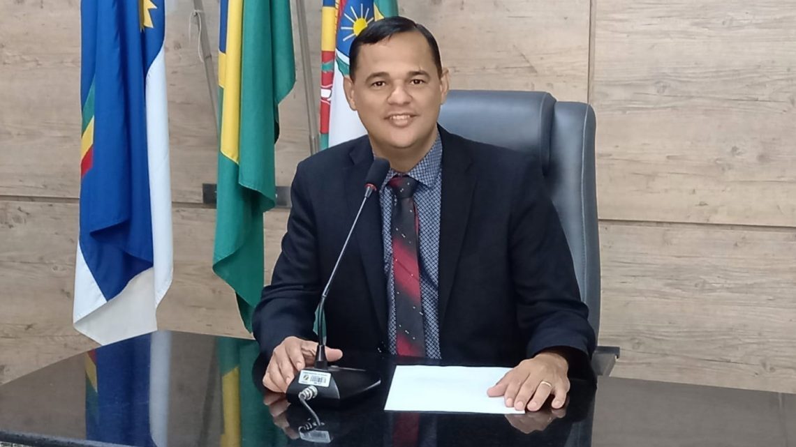 Vereador Irmão Ronaldo solicita construção de novo acesso para residenciais, em Caruaru Vereador Irmão Ronaldo solicita construção de novo acesso para residenciais, em Caruaru