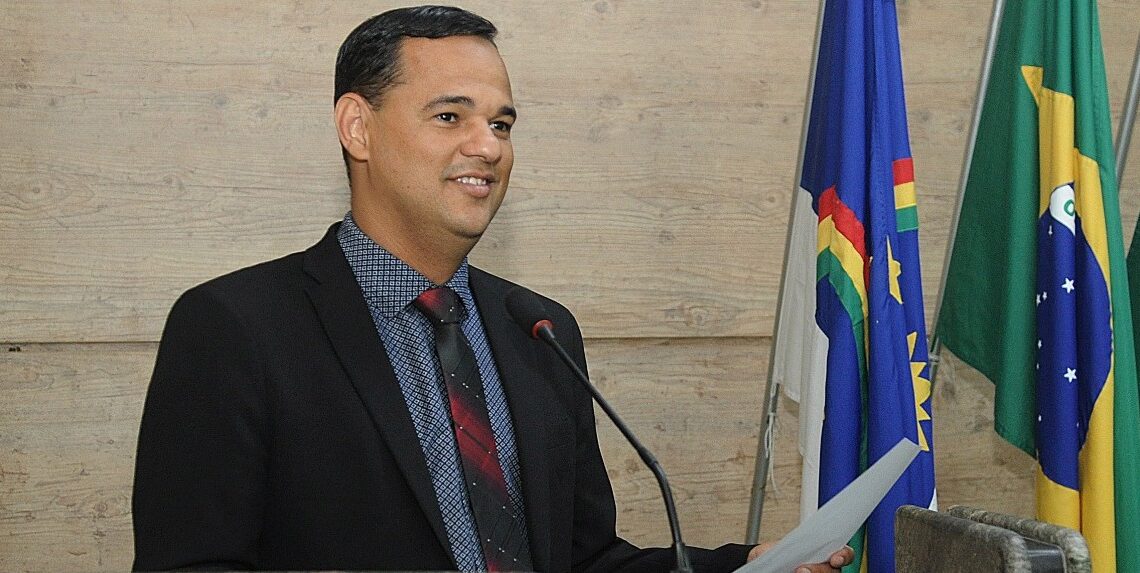 Vereador Irmão Ronaldo solicita Programa Segurança Infantil na rede pública de Caruaru