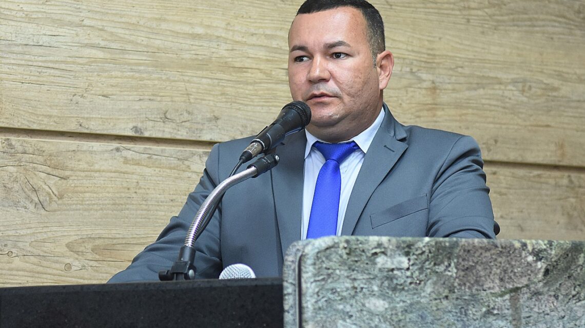 Vereador Cabo Cardoso independente do resultado das eleições federais, mantém sua posição conservadora Vereador Cabo Cardoso independente do resultado das eleições federais, mantém sua posição conservadora