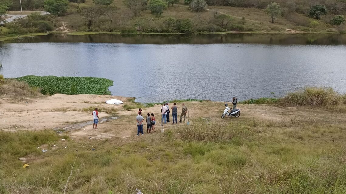 Mototaxista que estava desaparecido é encontrado morto em açude em Caruaru Mototaxista que estava desaparecido é encontrado morto em açude em Caruaru