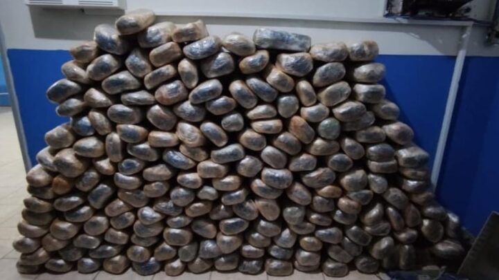 PM apreende grande quantidade de drogas em Chã Grande
