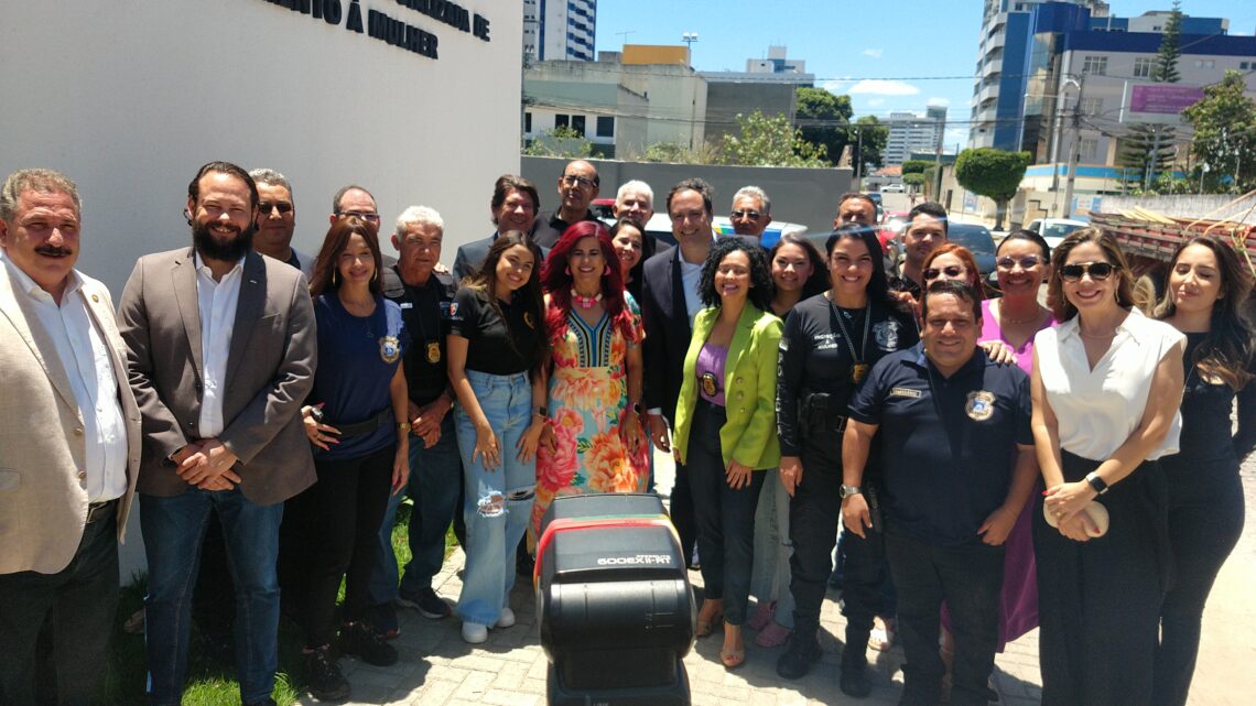 Governador Paulo Câmara inaugura nova sede da Delegacia da Mulher de Caruaru Governador Paulo Câmara inaugura nova sede da Delegacia da Mulher de Caruaru